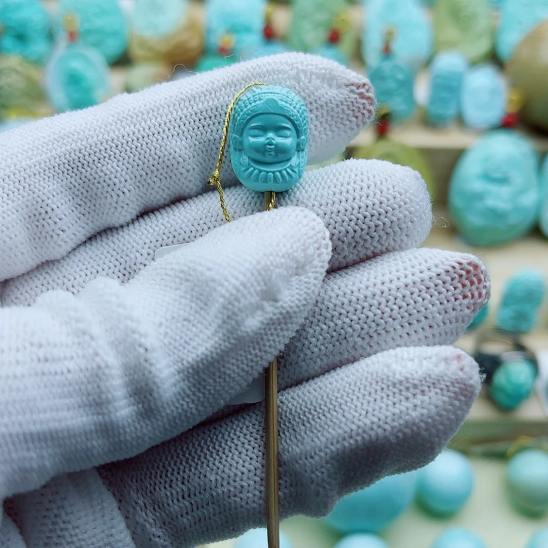 绿松石未镶嵌珠宝奇石