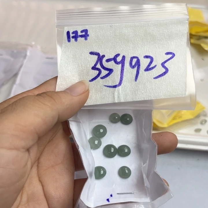 未镶嵌定制翡翠不退