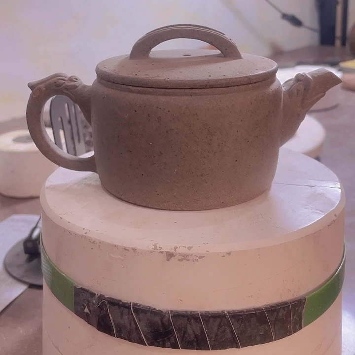 紫砂茶壶处理一把