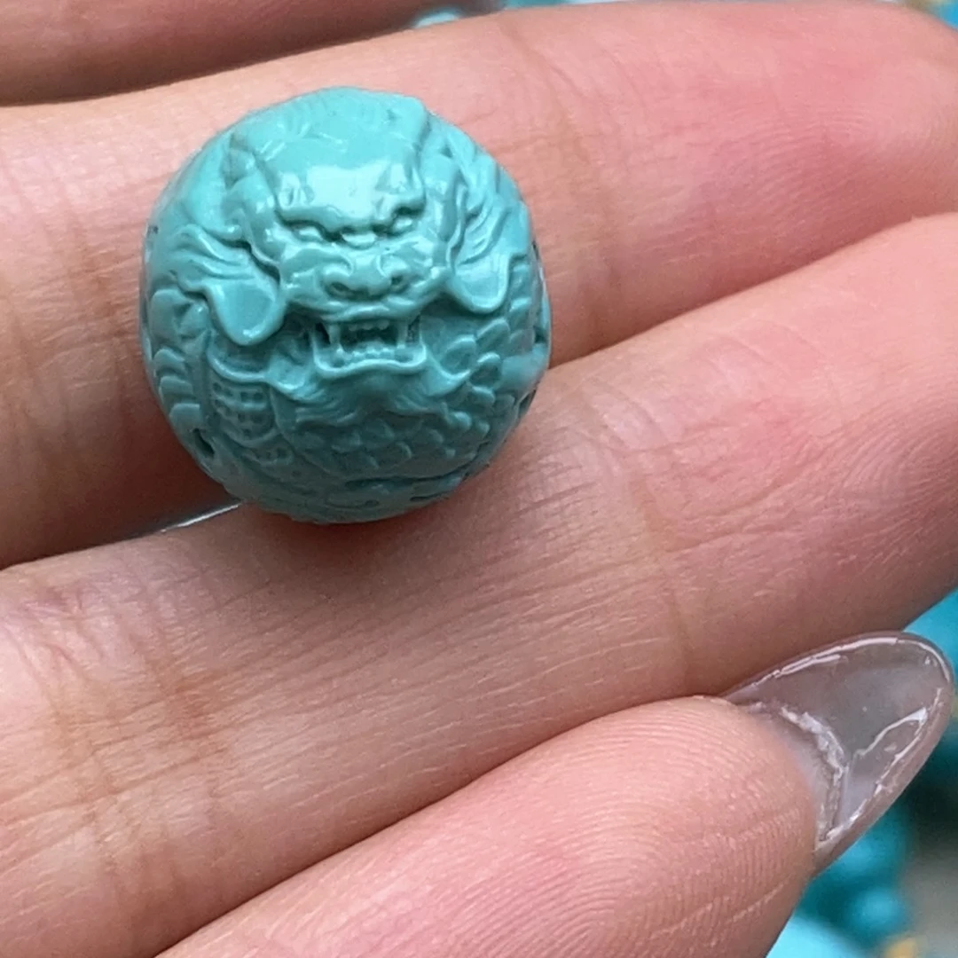 绿松石颈饰未镶嵌