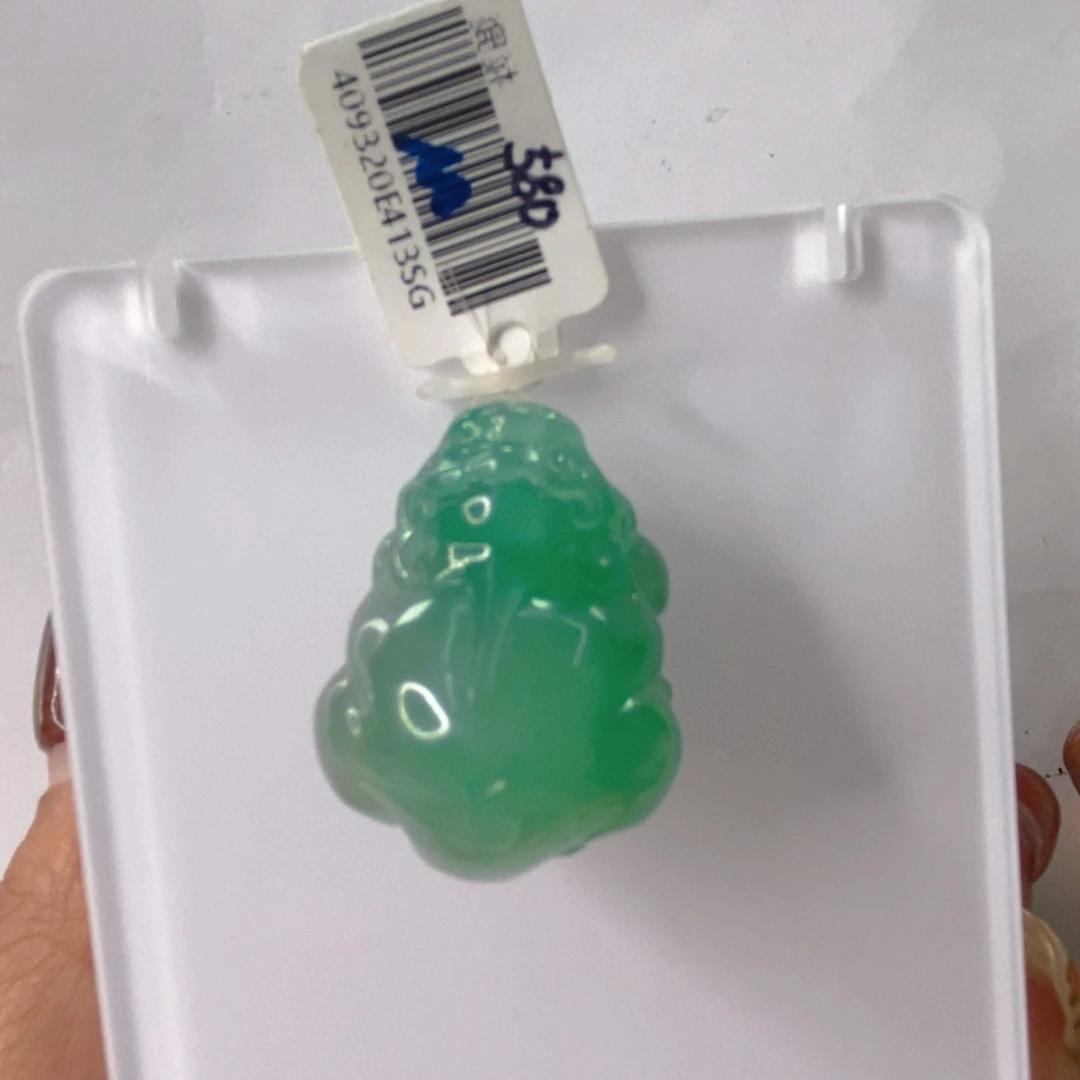颈饰未镶嵌石英质玉