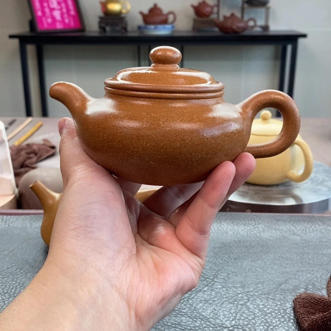 茶壶紫砂老宕口黄金段仿古230cc全手