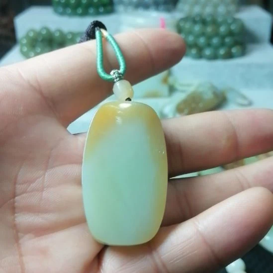 和田玉未镶嵌吊坠(不含链)