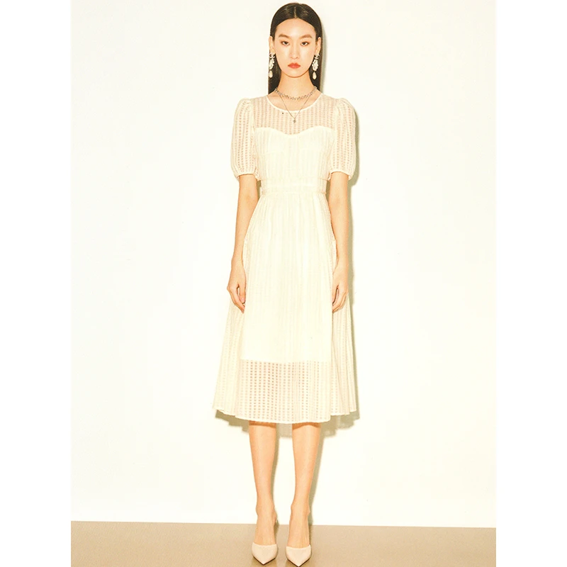 350100【朗系列】圆领时尚感连衣裙8Q223L091