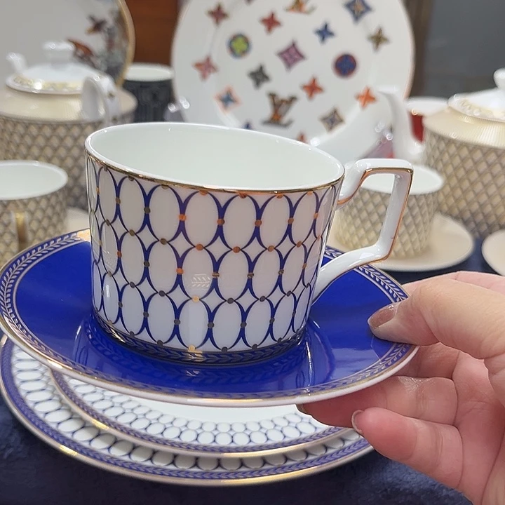 瓷片书斋的主人是一