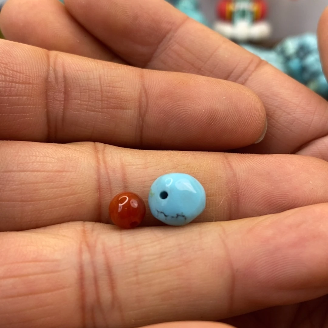 南红玛瑙未镶嵌珠宝奇石