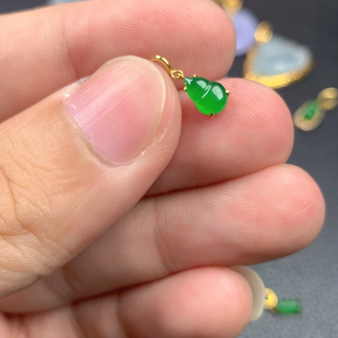 【闪购商品】翡翠18K金镶嵌颈饰翡翠