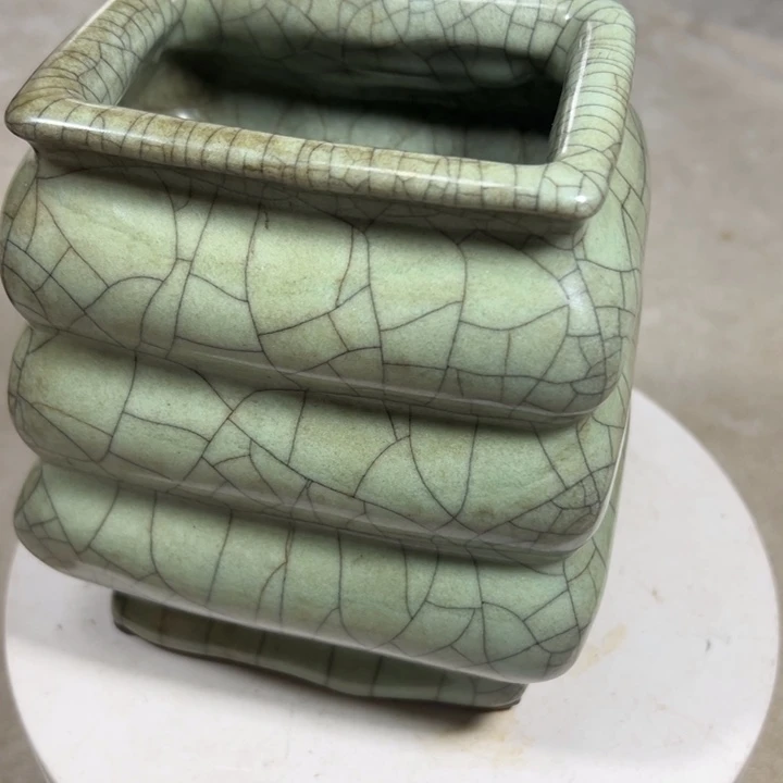 摆件陶江**海官窑塔式瓶纯手工制作