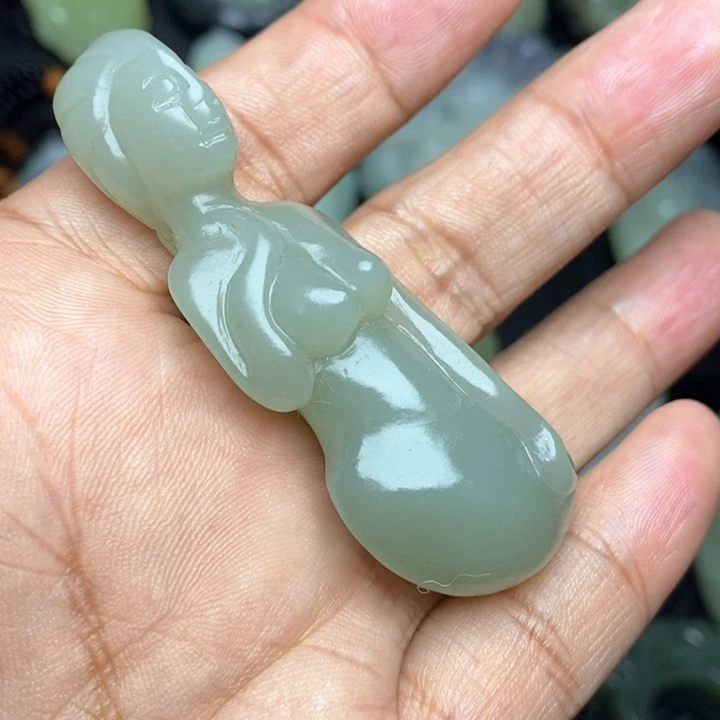 颈饰未镶嵌和田玉