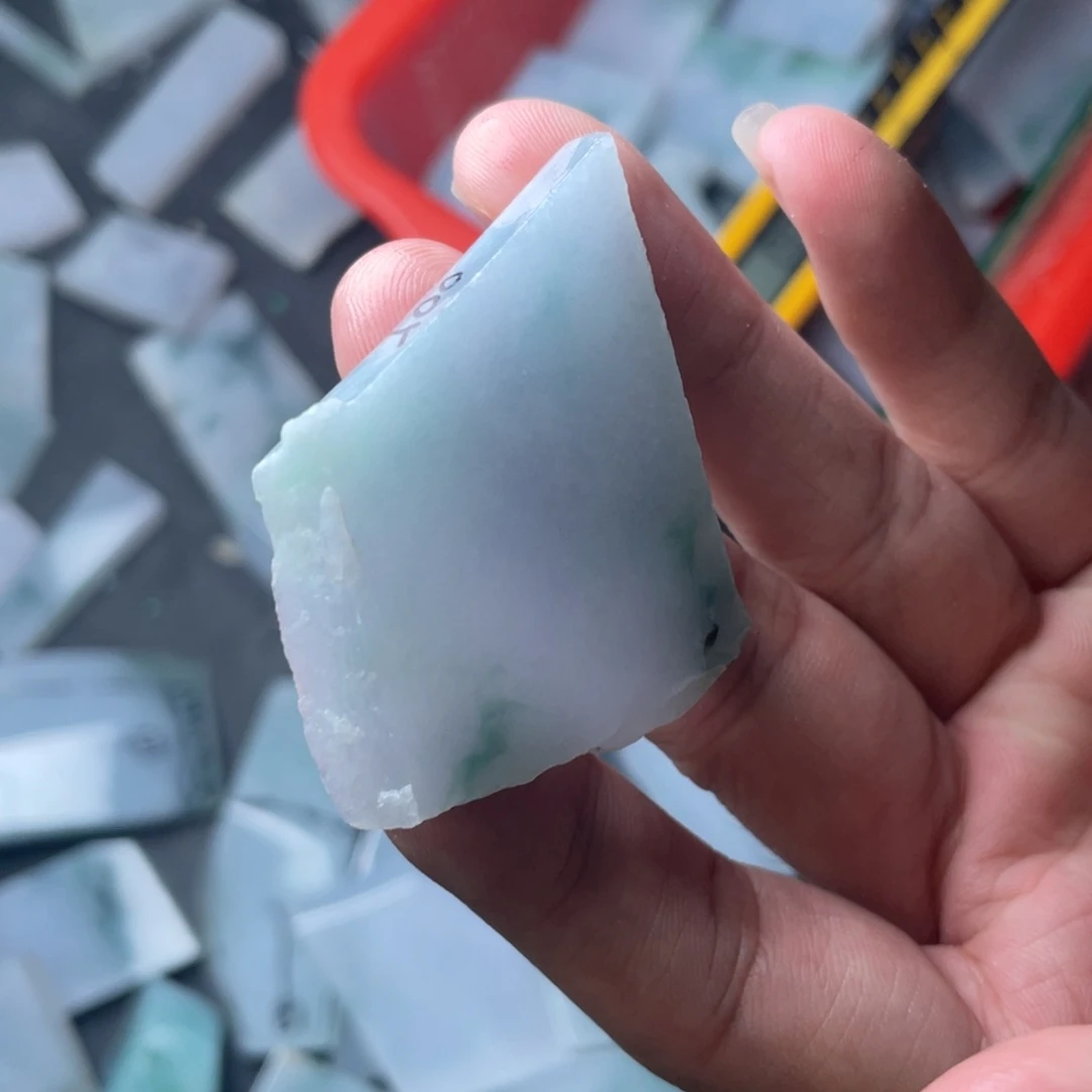 未镶嵌定制翡翠