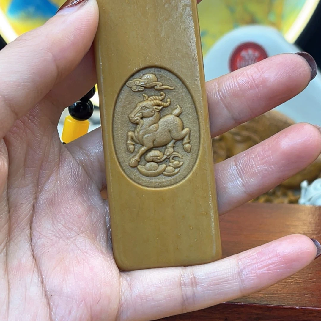 戈壁石56699999999999999