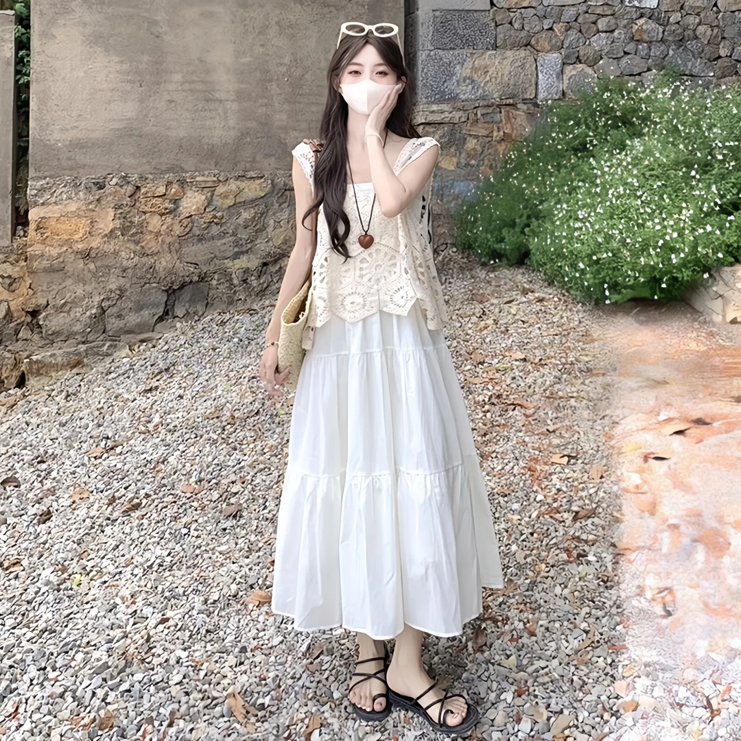 女装夏装套装2025新款波西米亚风白色吊带连衣裙百搭钩花镂空马甲