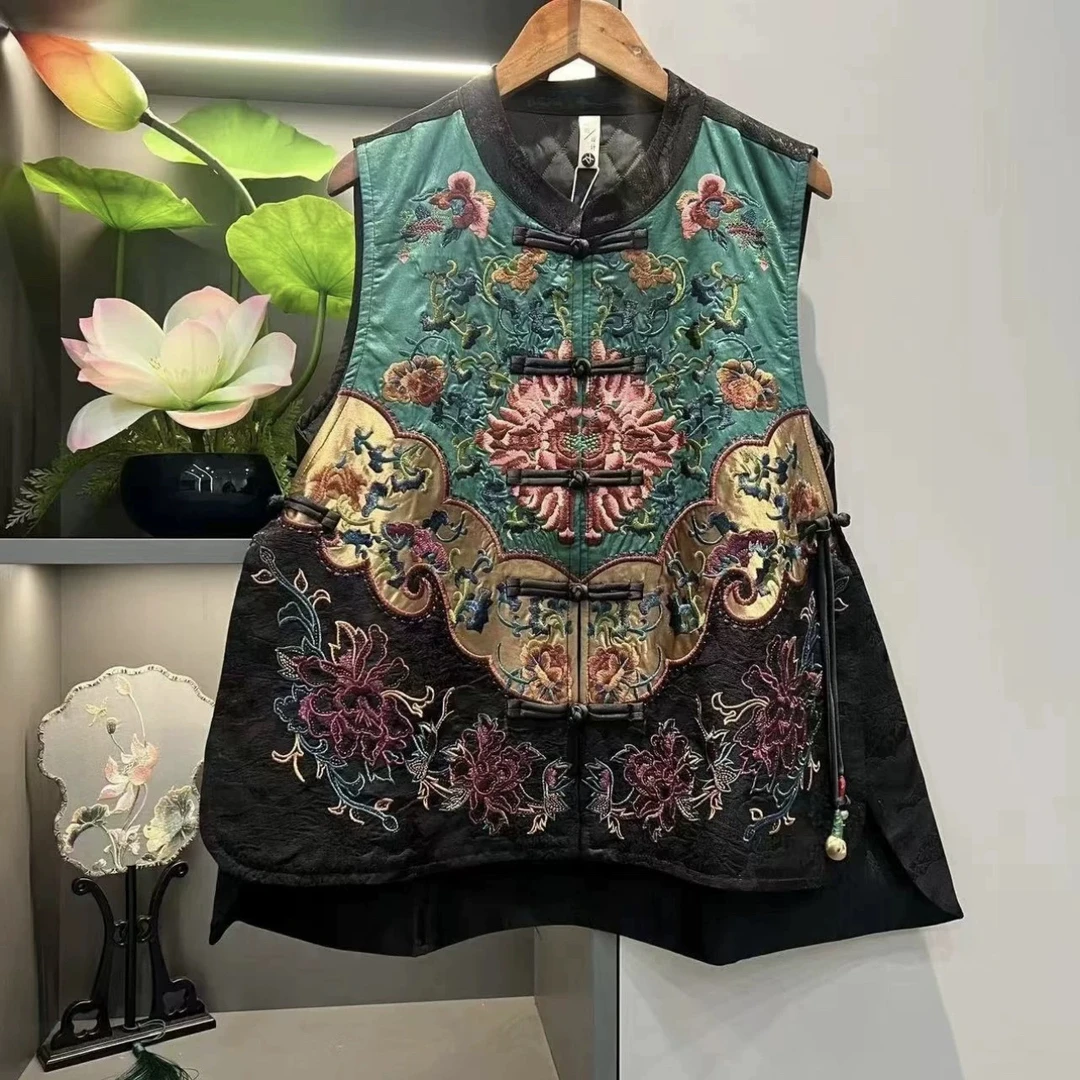 复古锦缎提花坎肩民族风重工刺绣马甲盘扣撞色马夹130