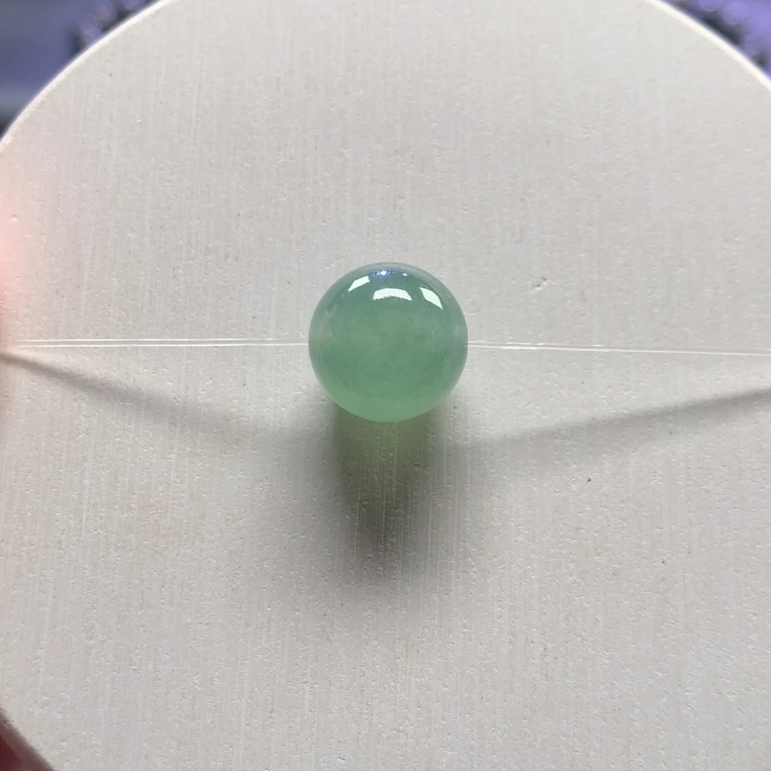 牛***坤翡翠未镶嵌手链13mm湖水绿