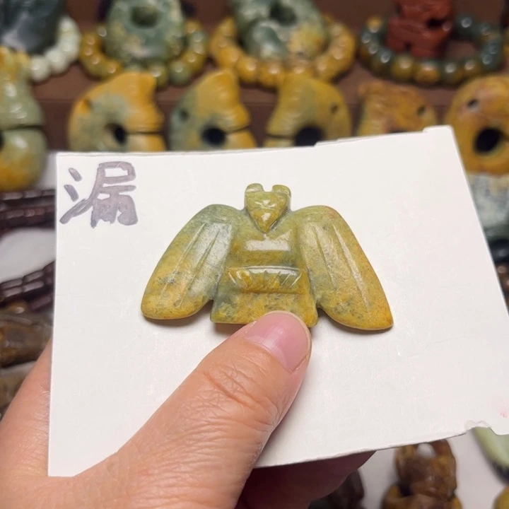 岫岩河磨玉（透闪石质玉）未镶嵌珠宝奇石