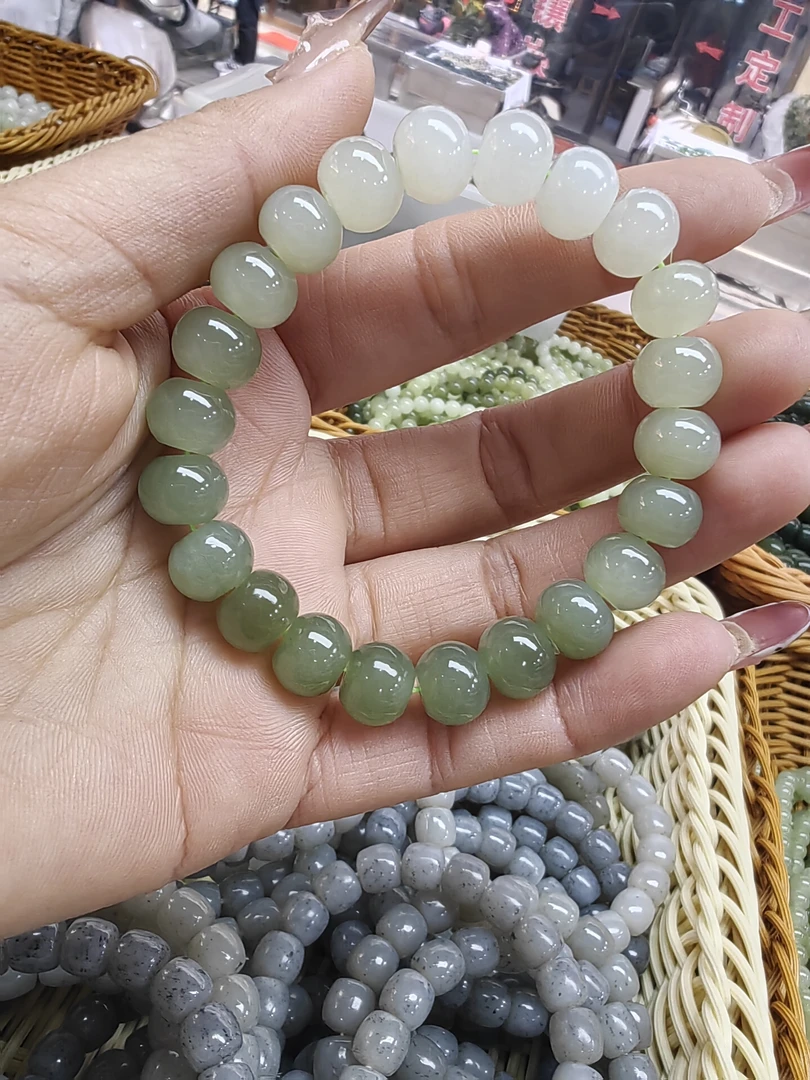 和田玉算盘珠卡10精品