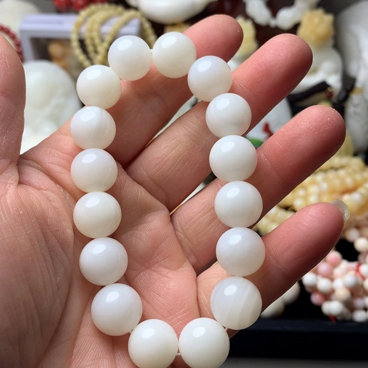 大果紫檀（缅甸花梨）江*1.3冰玉化16颗27