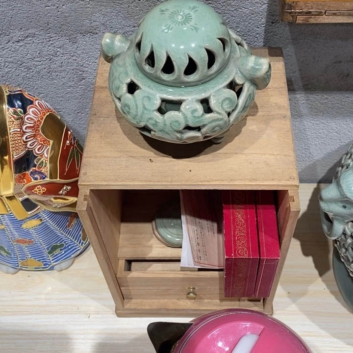 日本瓷器香炉大漏