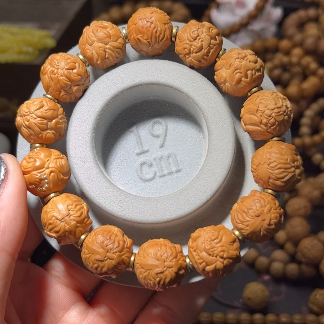 猴头核桃吊坠吞金兽全品无瑕无药聚宝盆料