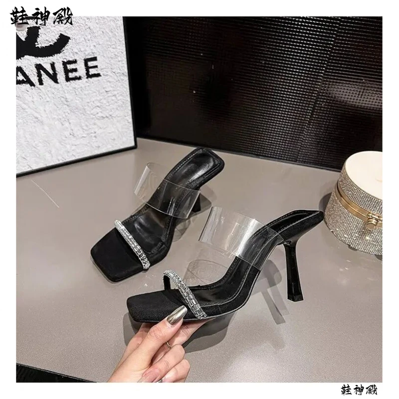 小众高级感透明带一字拖鞋女鞋子外穿2025年夏季水钻凉拖高跟凉鞋