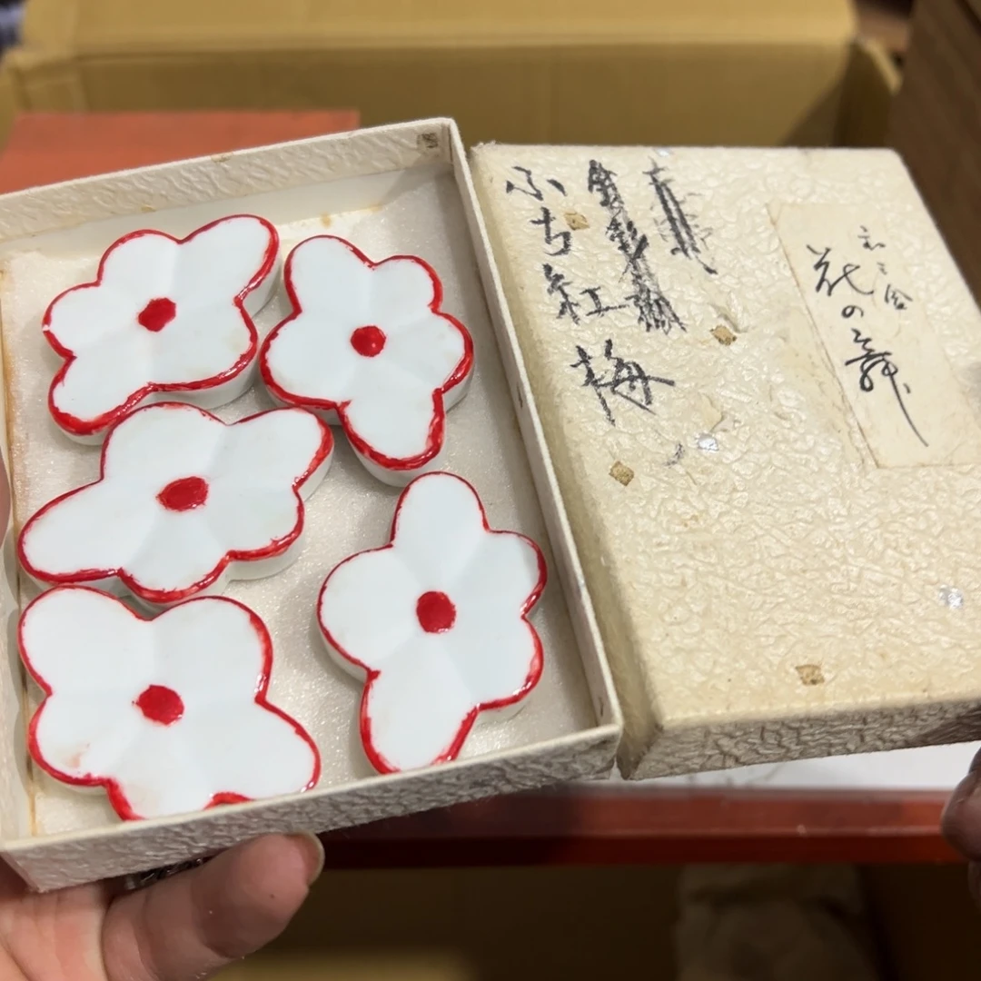 摆件陶瓷制品加工技术研究