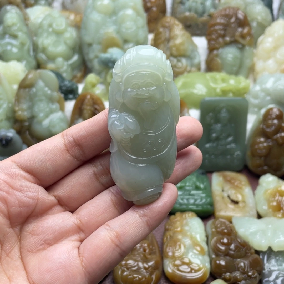 颈饰未镶嵌和田玉