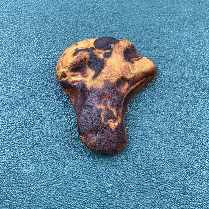 定制琥珀未镶嵌7**0蜜蜡裸石