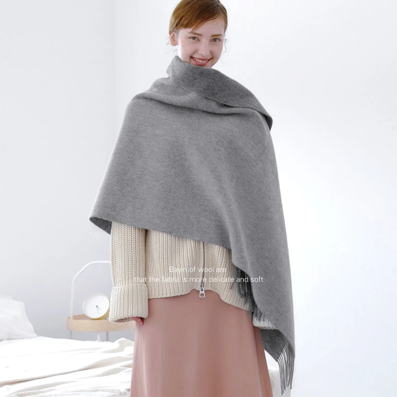 重磅加厚双面羔羊绒披肩外搭春秋冬季女超大围巾两用羊毛斗篷