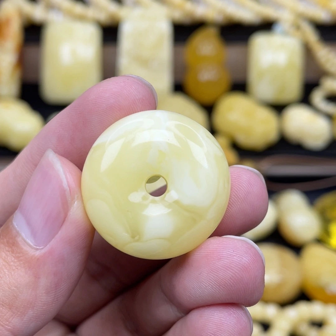 琥珀未镶嵌裸石琥珀蜜蜡