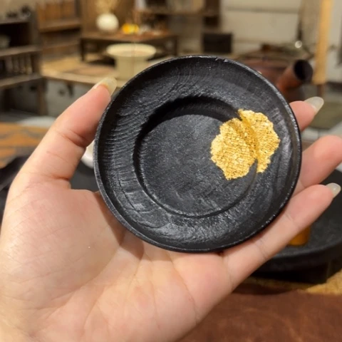 景德镇鱼和熊手工陶艺