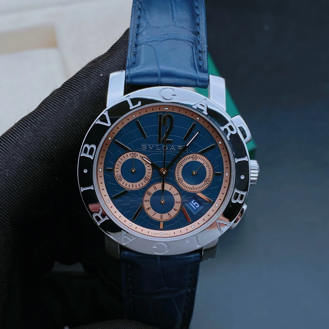 99新 BVLGARI/宝格丽 BB42SLCH/机械男表/表径42/灯笼扣/单表