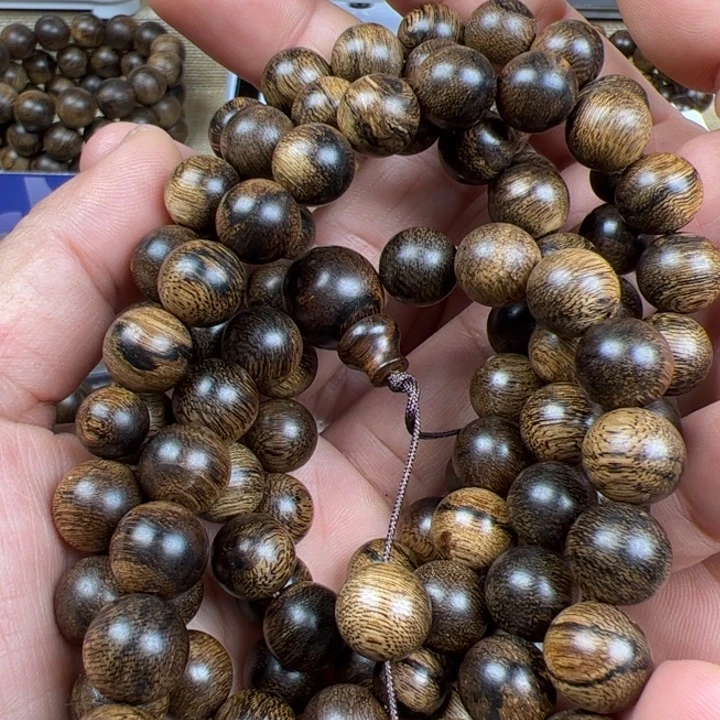 荷***花手串沉香芽庄白棋瘤疤