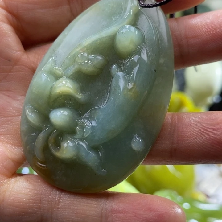 岫玉未镶嵌岫玉吊坠