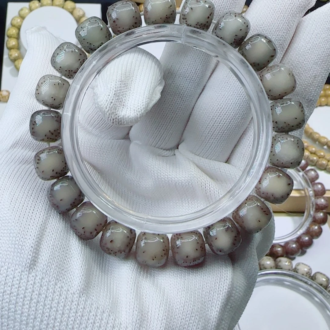 ？***？手串星月菩提侧留白11×10