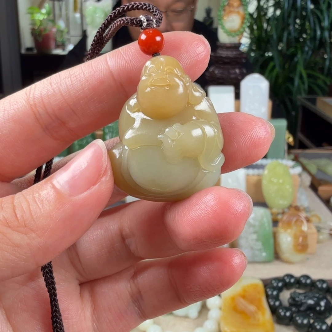无***限和田玉未镶嵌颈饰