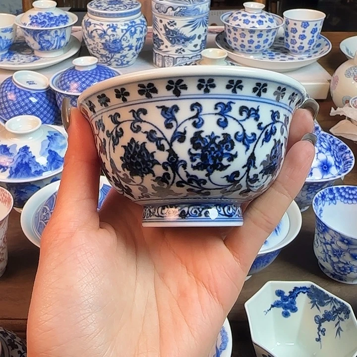 名窑口 青花缠枝莲压手杯放漏