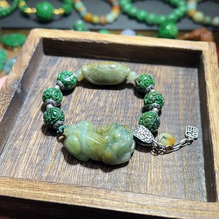 翡翠手串银S925镶嵌翡翠手串