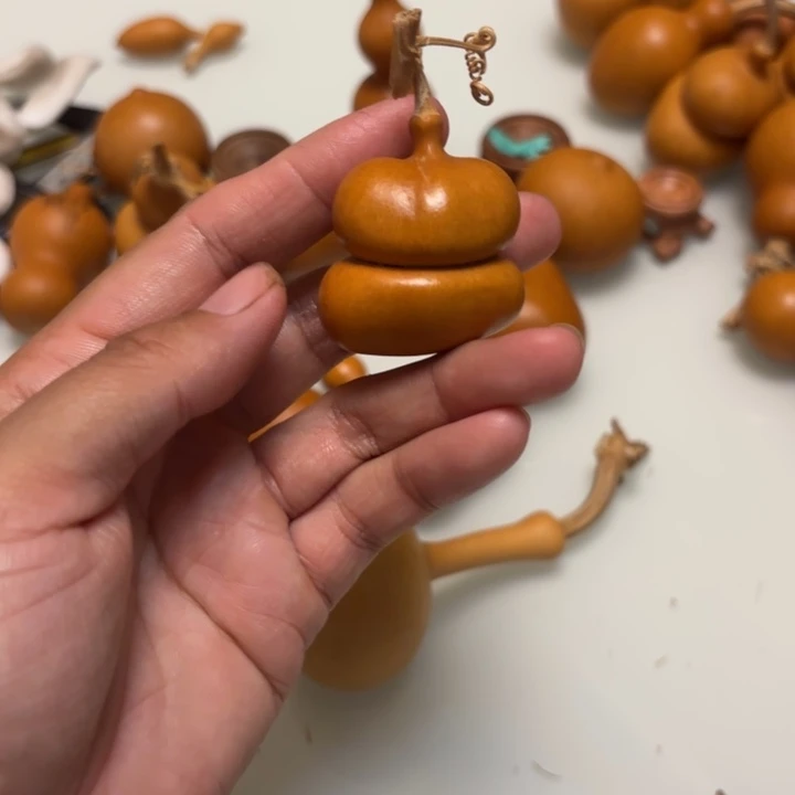 志***楠天然手捻的小葫芦