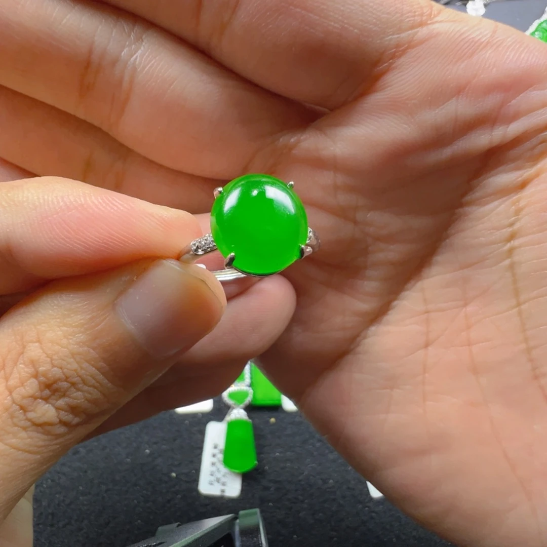 翡翠银S925镶嵌颈饰