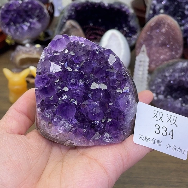 未镶嵌水晶大型摆件（非配饰）