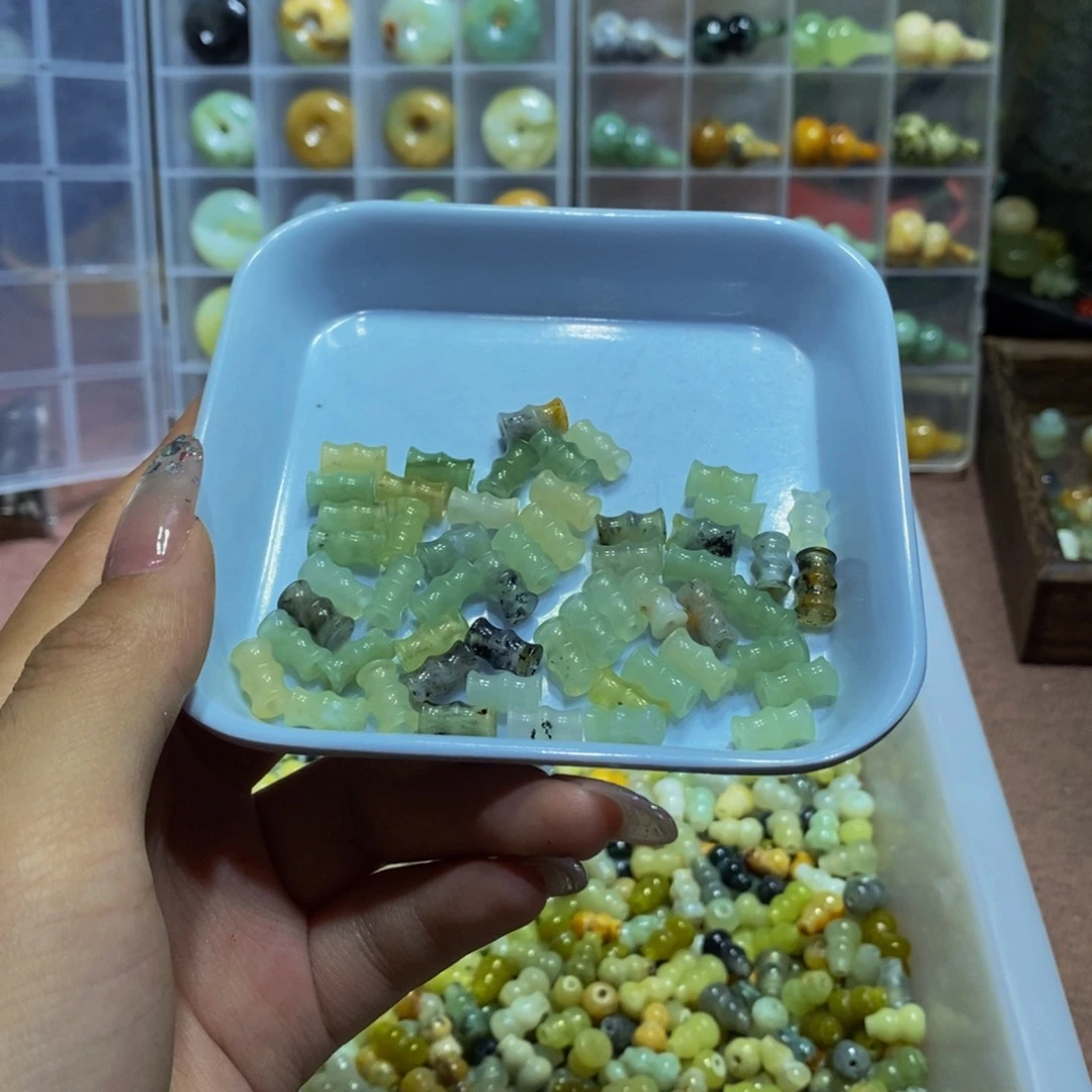 蛇纹石玉合金其他c****晶401