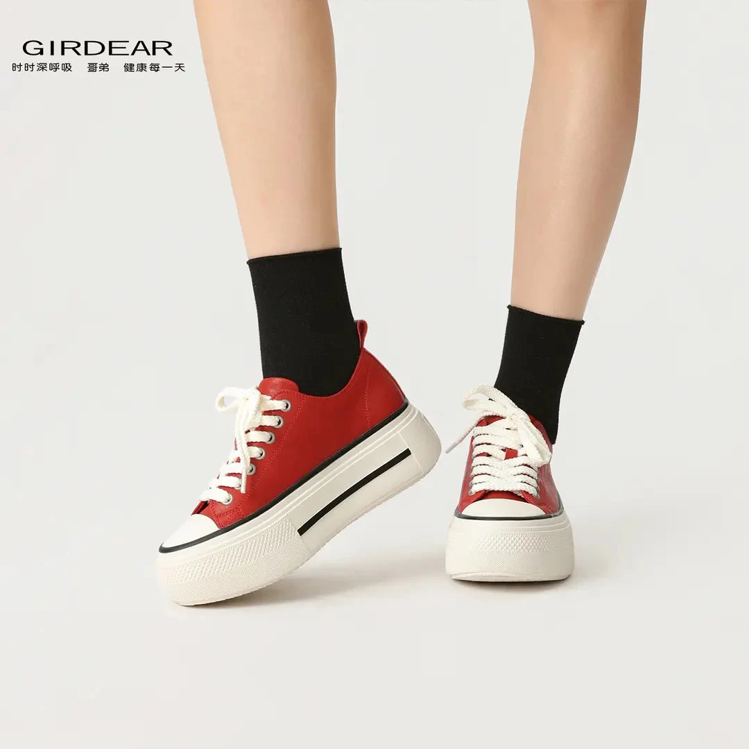 GIRDEAR/哥弟秋冬INS风圆头休闲街头厚底百搭平底休闲鞋170001