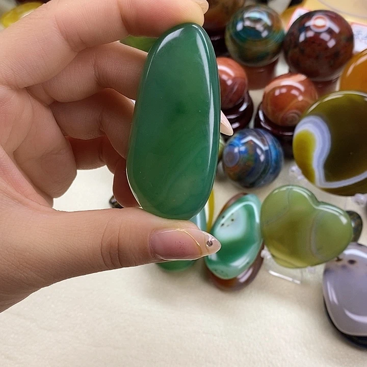 未镶嵌玛瑙/玉髓珠宝奇石