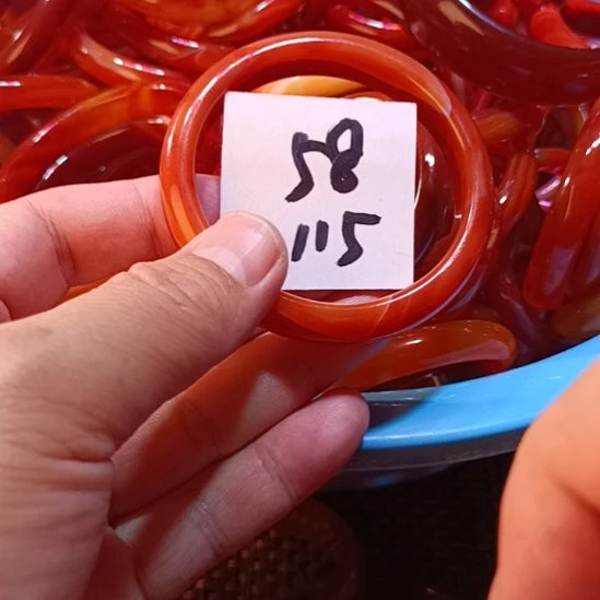 玛瑙/玉髓未镶嵌手镯