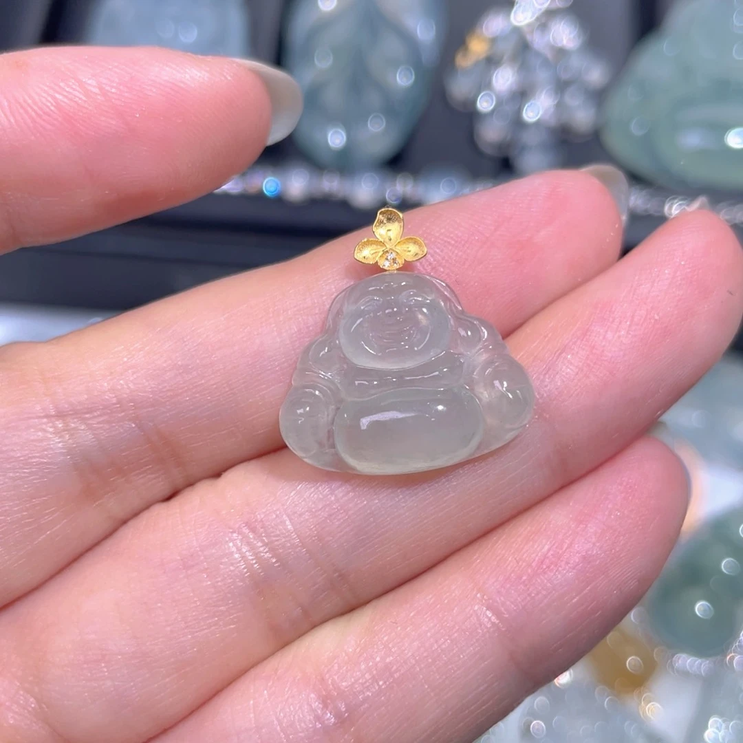 颈饰18K金镶嵌翡翠翡翠