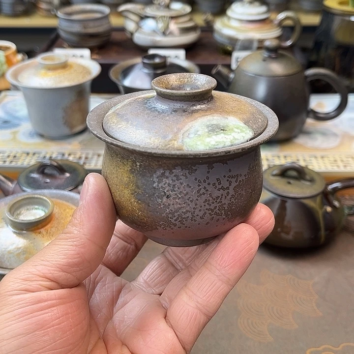 茶盏竞拍商品不退不换