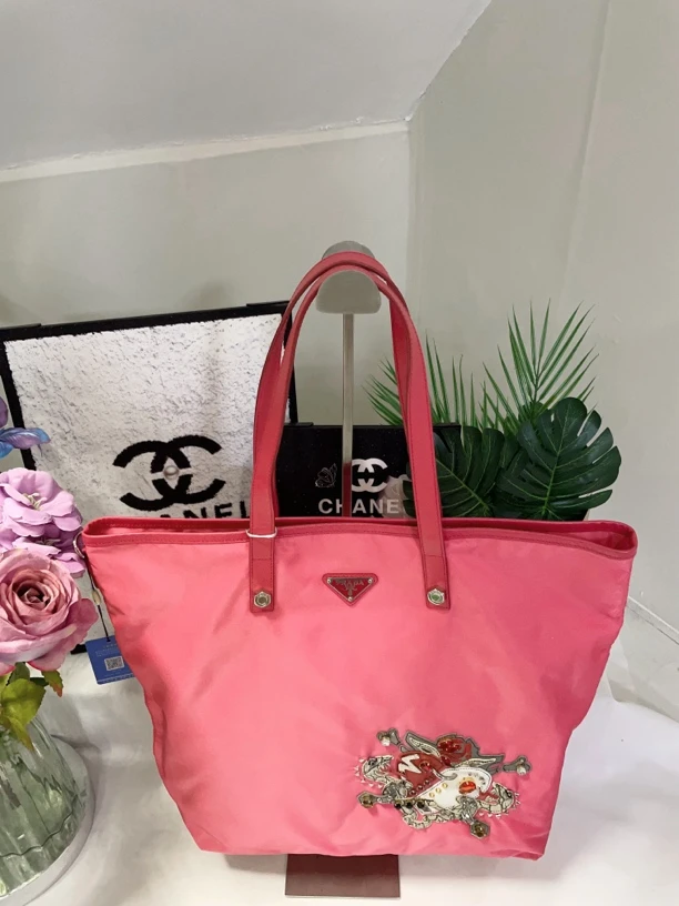 95新 Prada/普拉达 兔兔奢G专属/普拉达托特单肩包/230205008