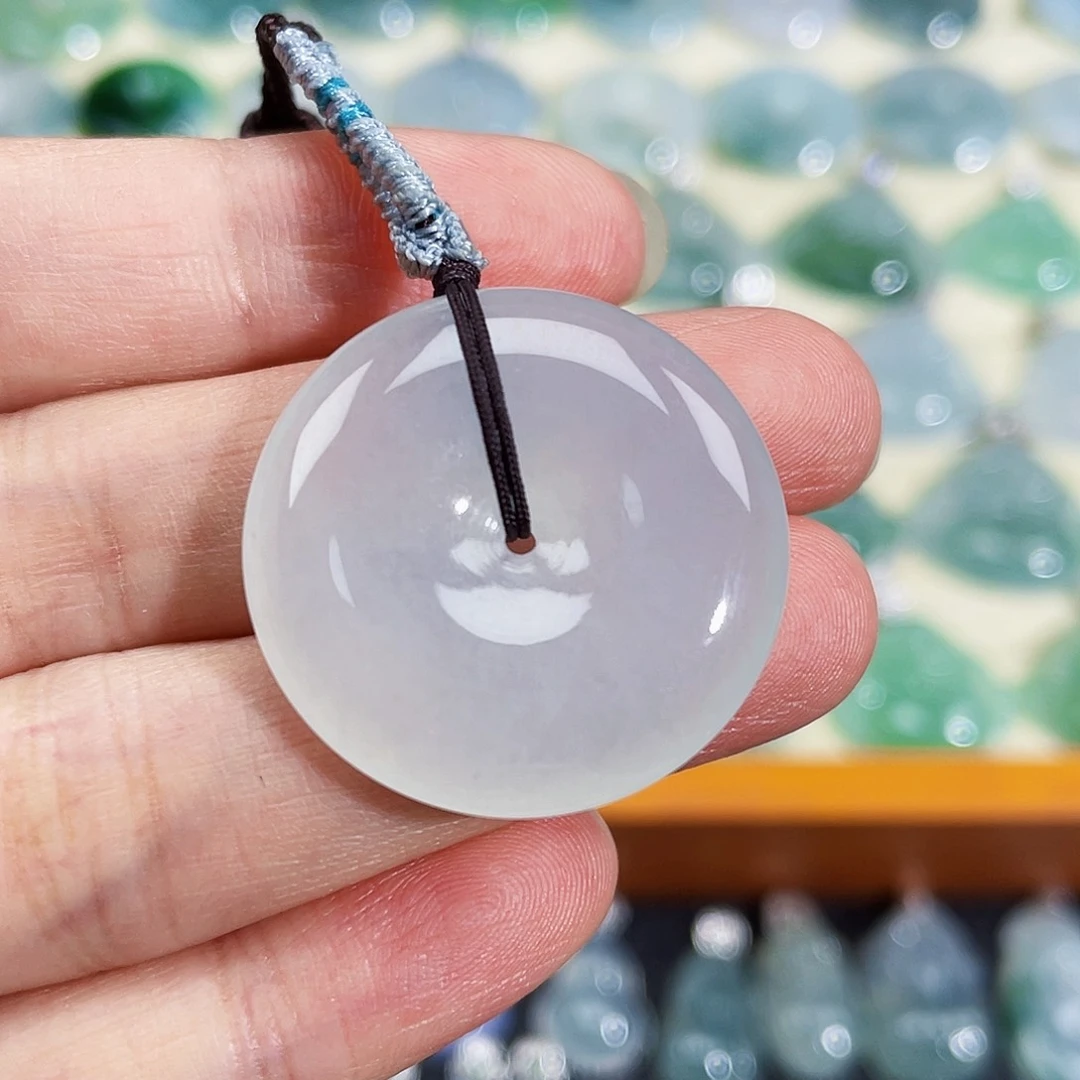 翡翠未镶嵌颈饰吊坠