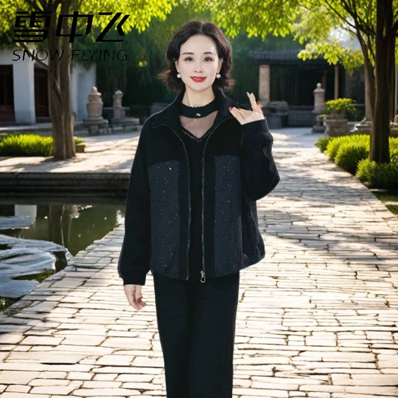 雪中飞妈妈春装外套2025新款时尚休闲洋气减龄中老年女装上衣H