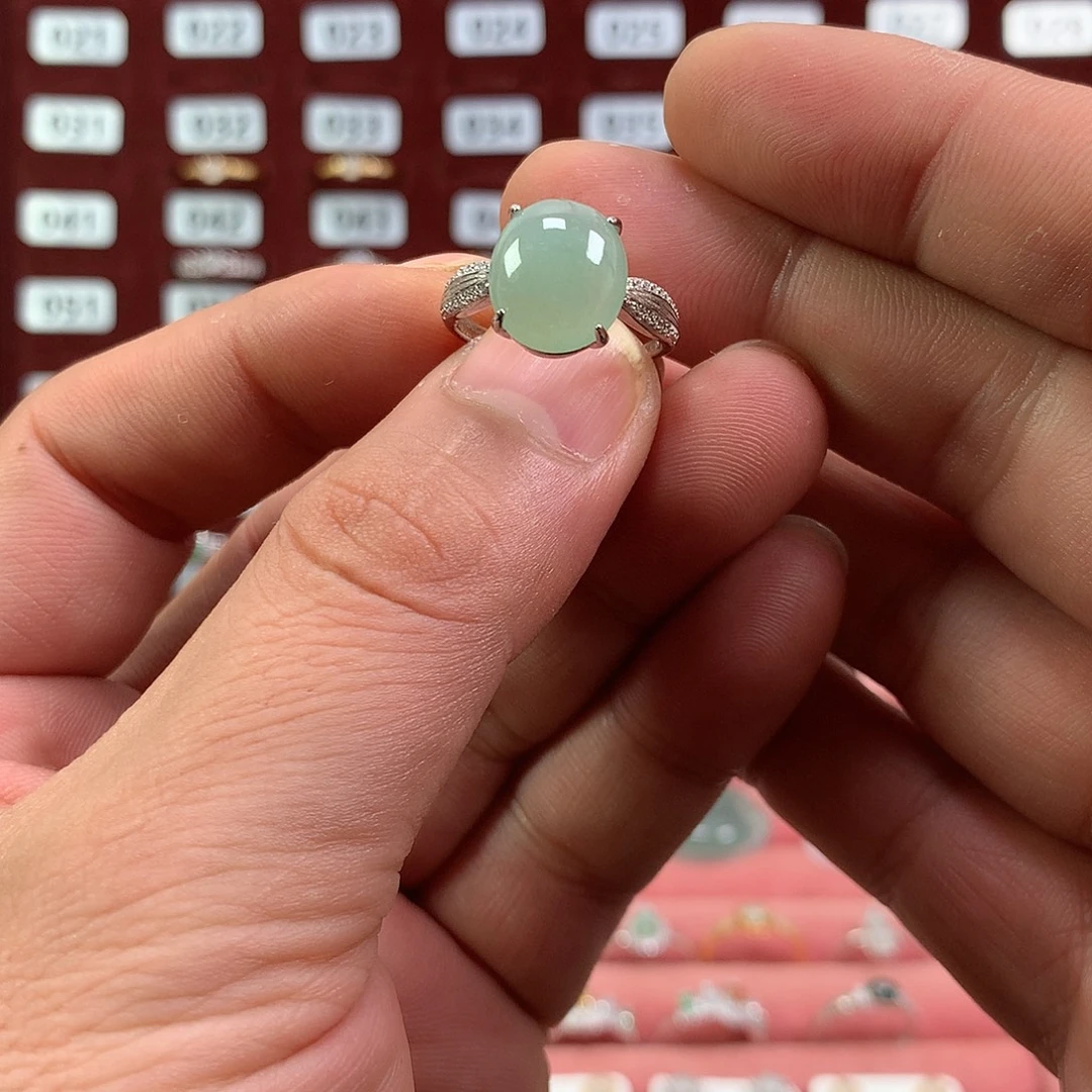 阿***钱翡翠银S925镶嵌戒指670